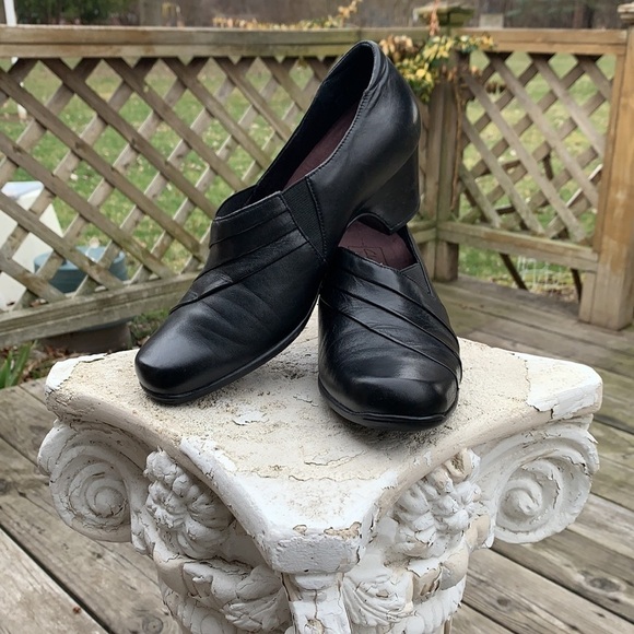 Clarks Everyday Active Air Black Shoes Size 7N - Picture 6 of 9